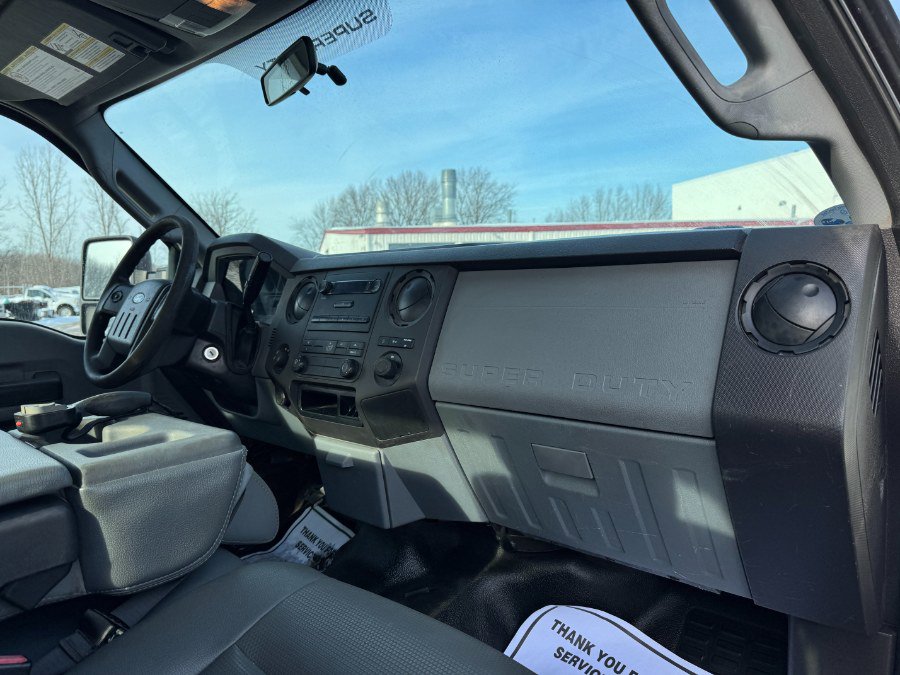 Used 2011 Ford F250 XL image 19
