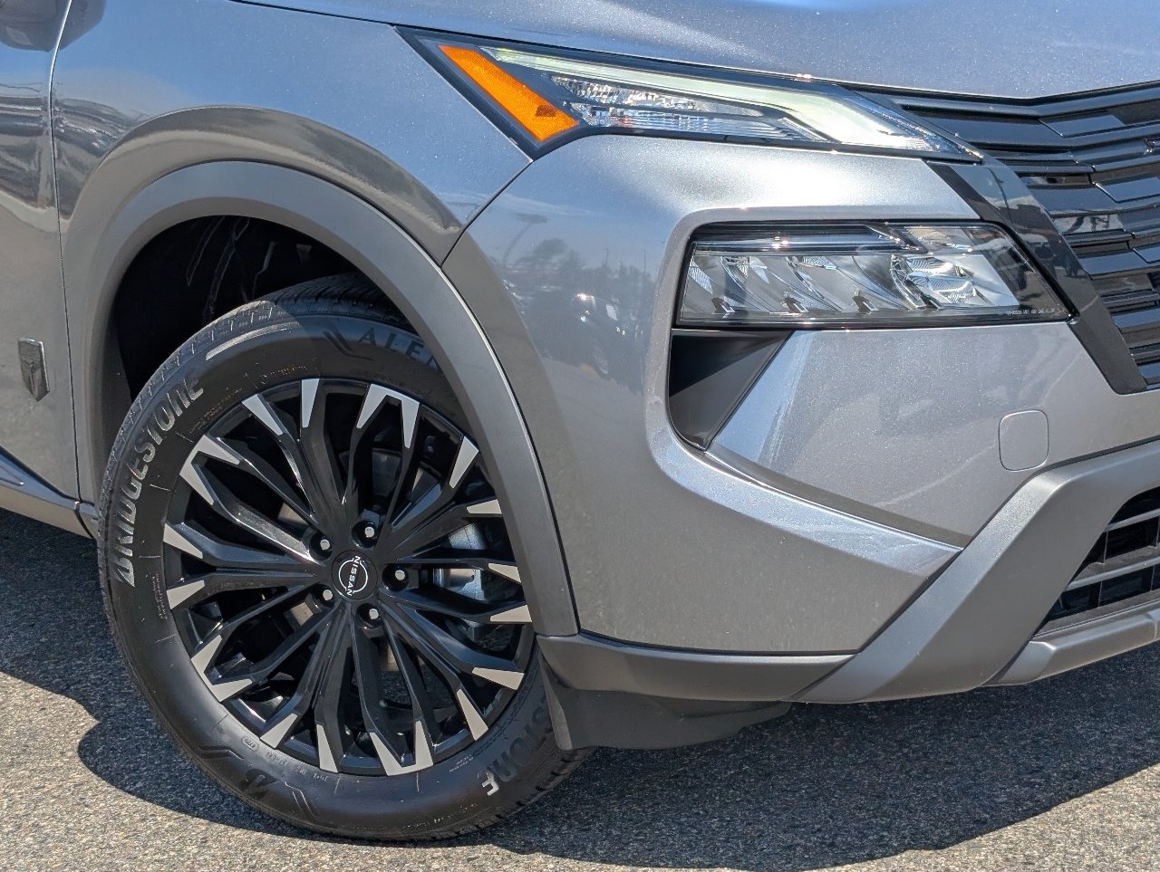 Used 2026 Nissan Rogue Dark Armor FWD image 10