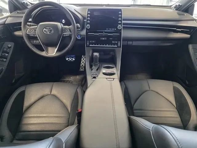 Used 2022 Toyota Avalon Touring w/ Advanced Safety Package image 21
