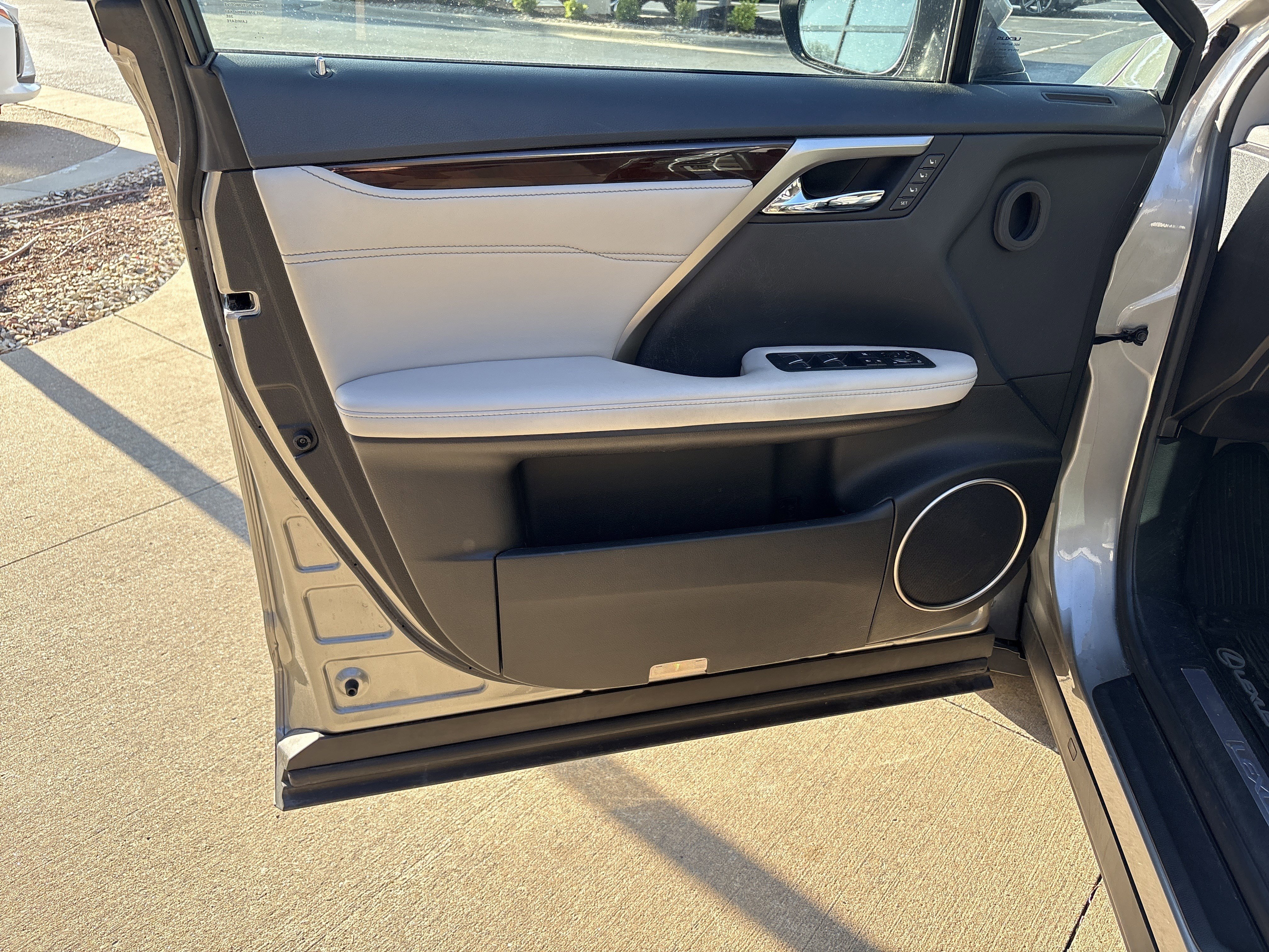 Used 2018 Lexus RX 350 AWD w/ Premium Package image 14