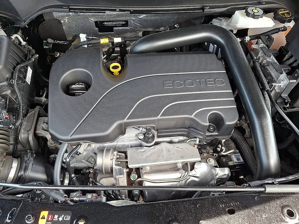 Used 2025 Chevrolet Equinox LT AWD/4WD image 28