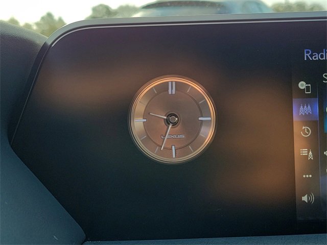 Used 2019 Lexus UX 200 w/ Premium Package image 22