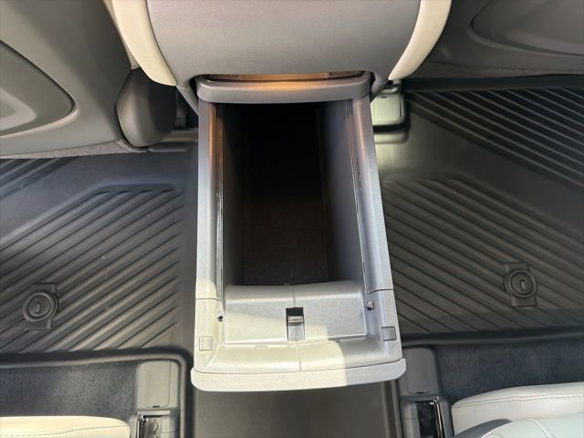 Used 2024 Kia EV9 Land AWD/4WD image 24