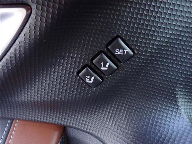 Certified 2023 Subaru Forester Touring AWD/4WD image 17