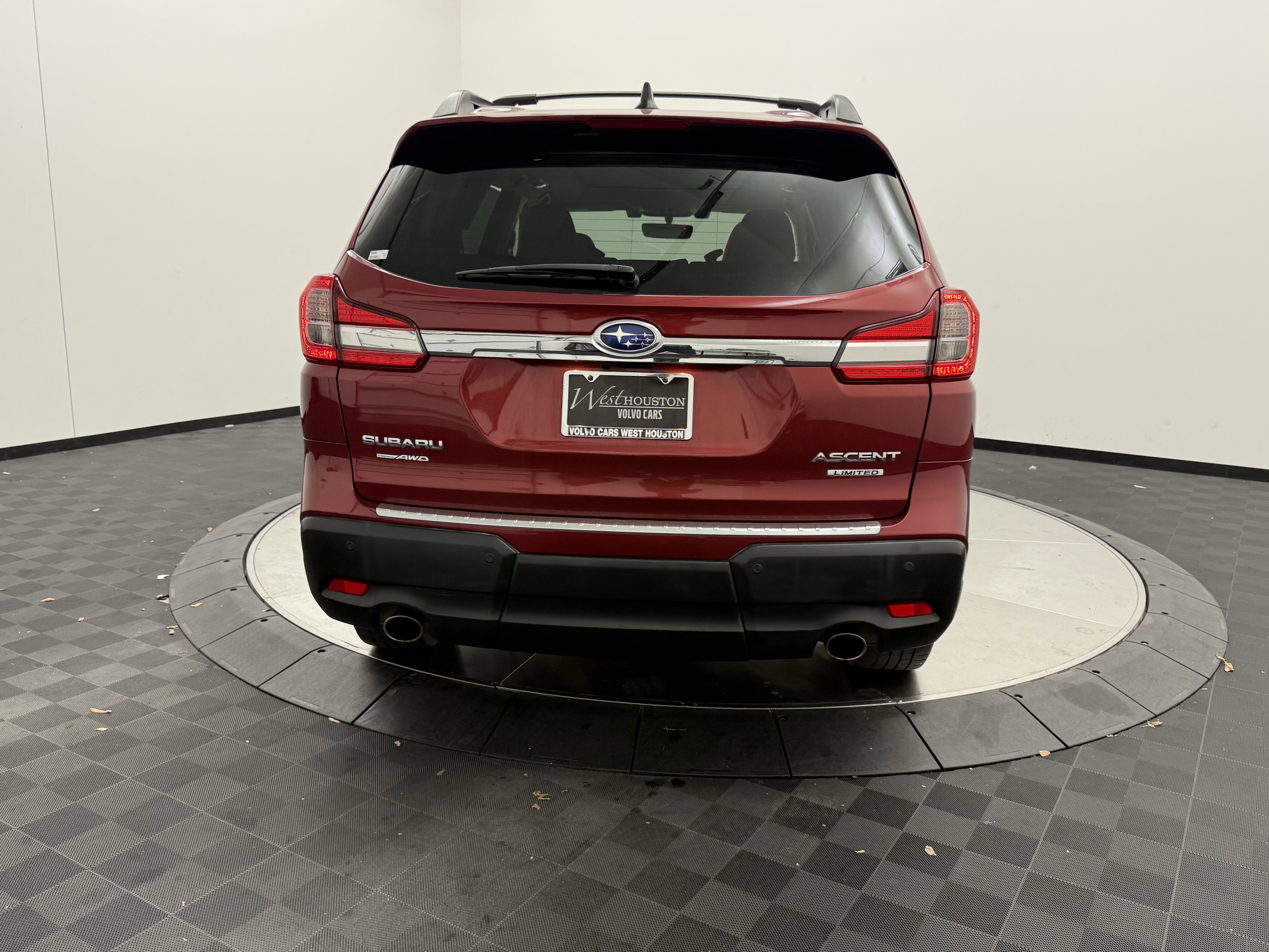 Used 2019 Subaru Ascent Limited w/ Popular Package #3 image 8