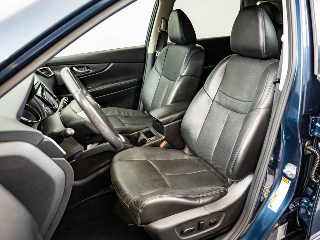Used 2015 Nissan Rogue SL AWD/4WD image 23
