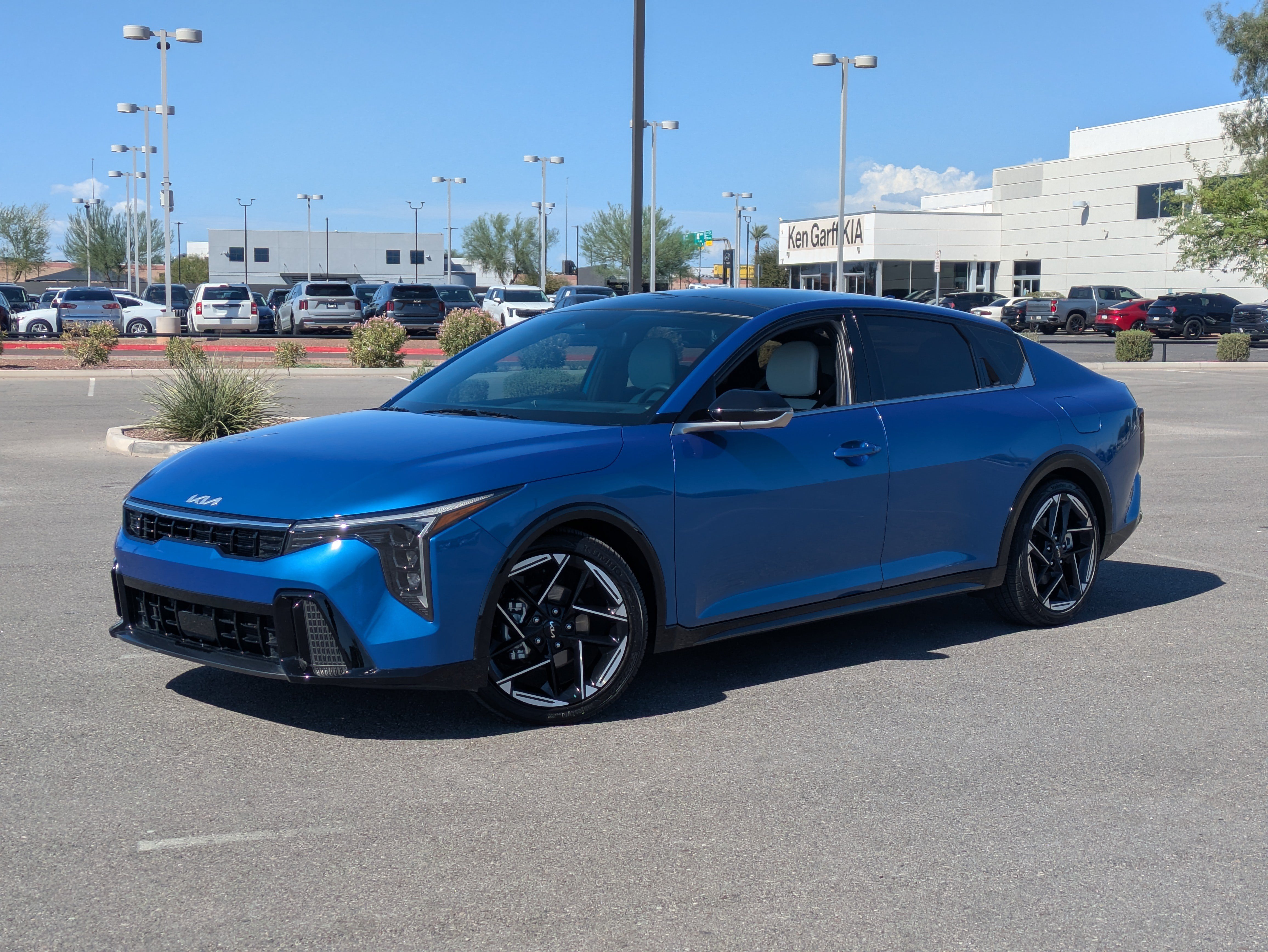 Certified 2025 Kia K4 GT-Line w/ GT-Line Premium Package FWD image 33