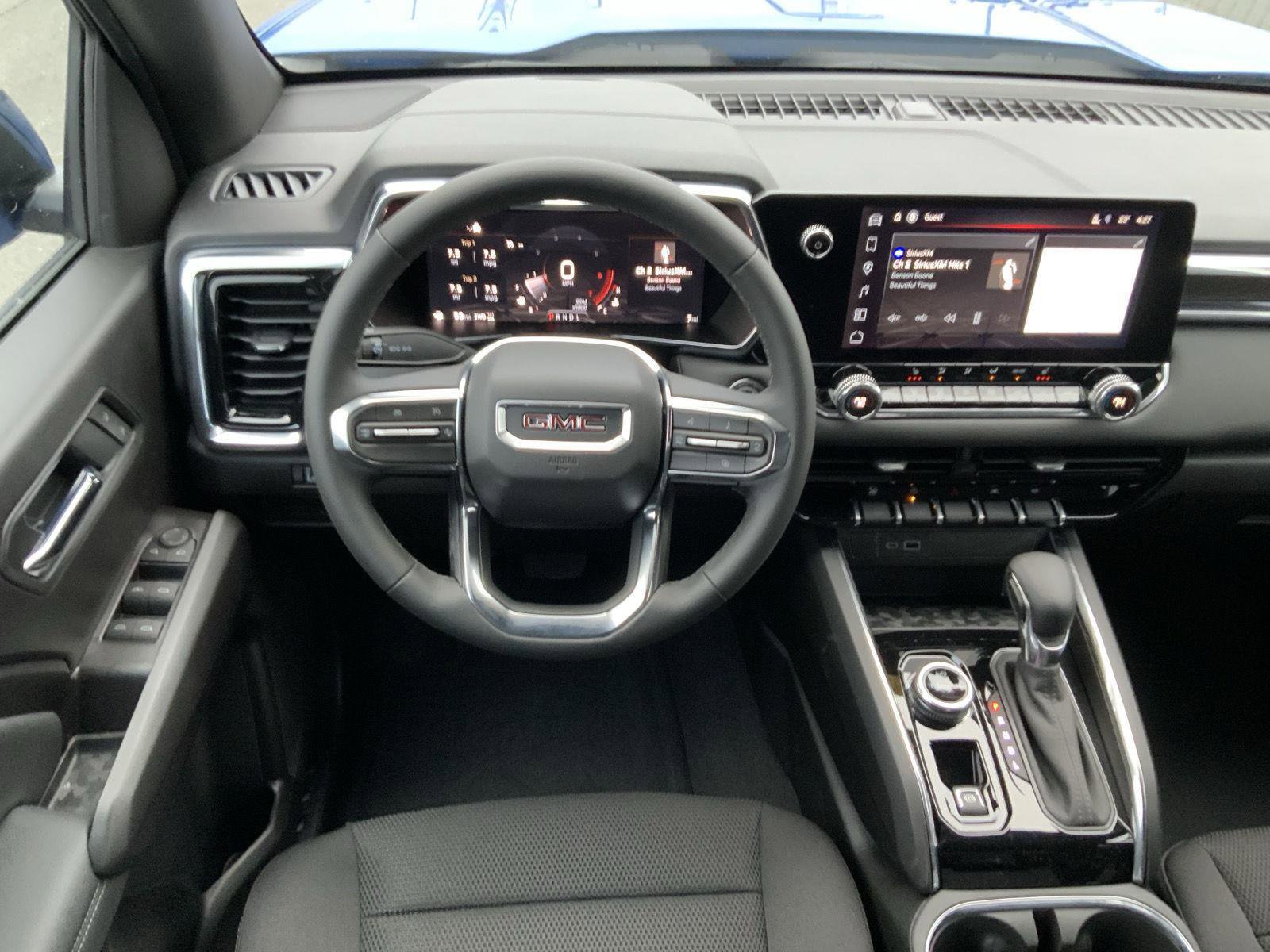 New 2026 GMC Canyon Elevation w/ Convenience Package image 29