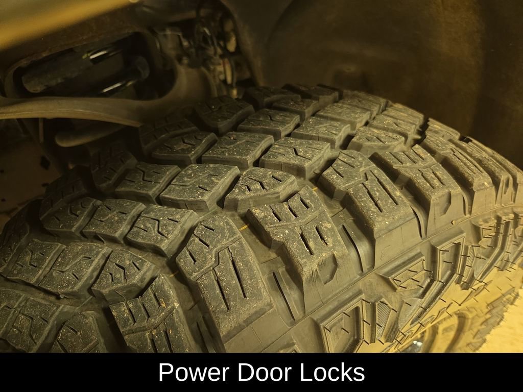 Used 2024 GMC Sierra 1500 AT4X w/ AT4X AEV Edition image 26