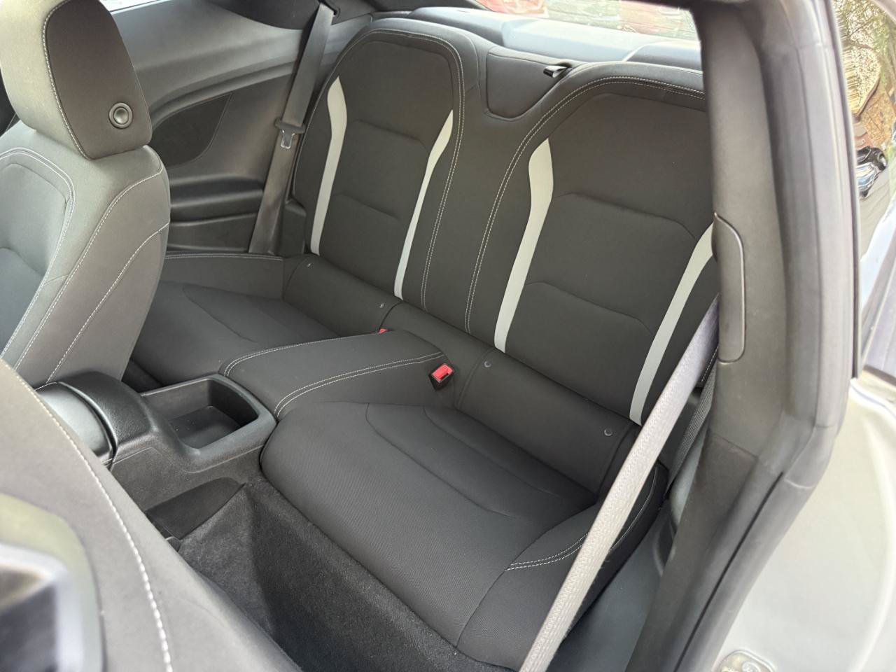 Used 2018 Chevrolet Camaro LT w/ Redline Edition RWD image 10