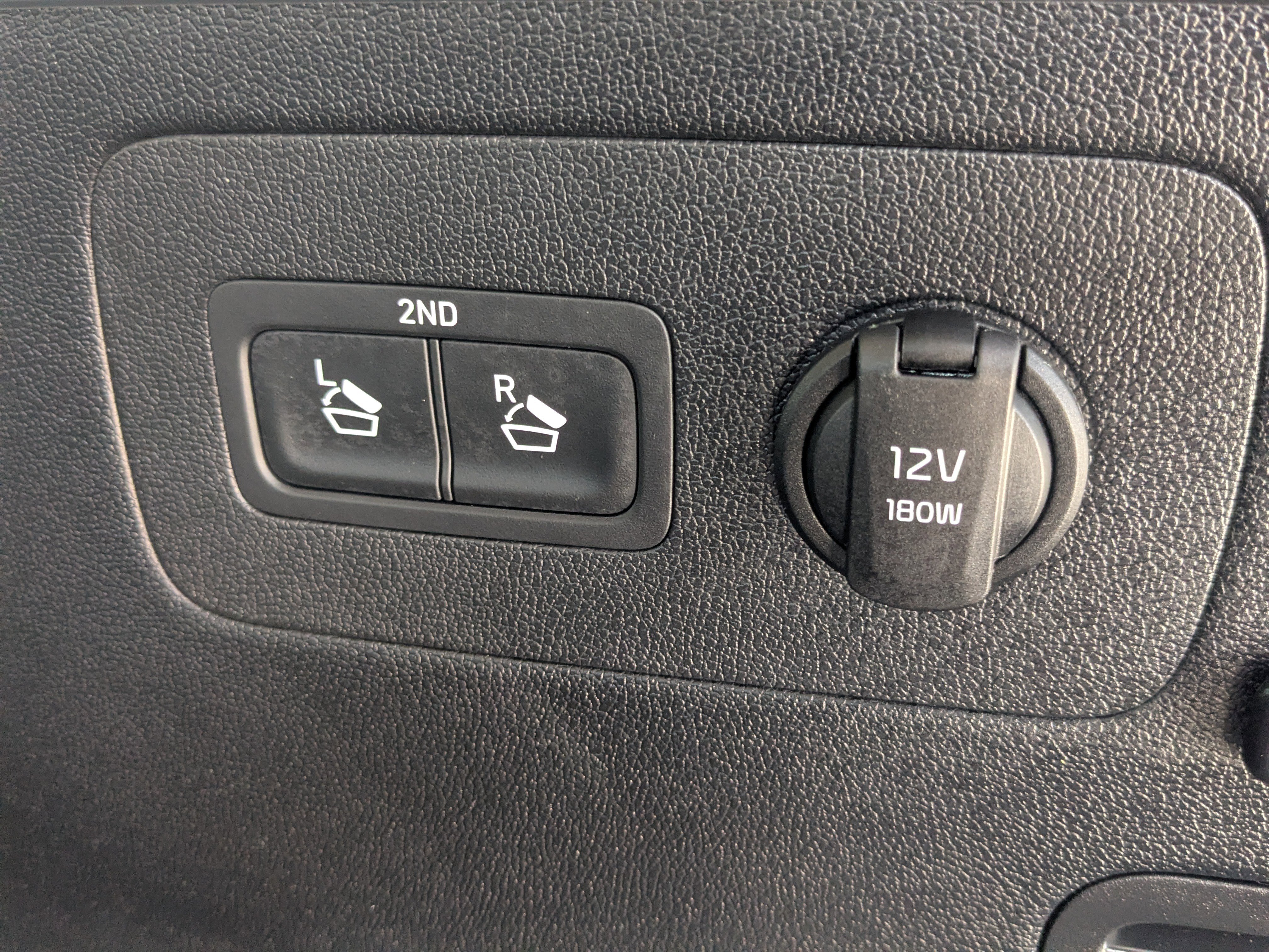 Used 2022 Kia Sorento S image 15