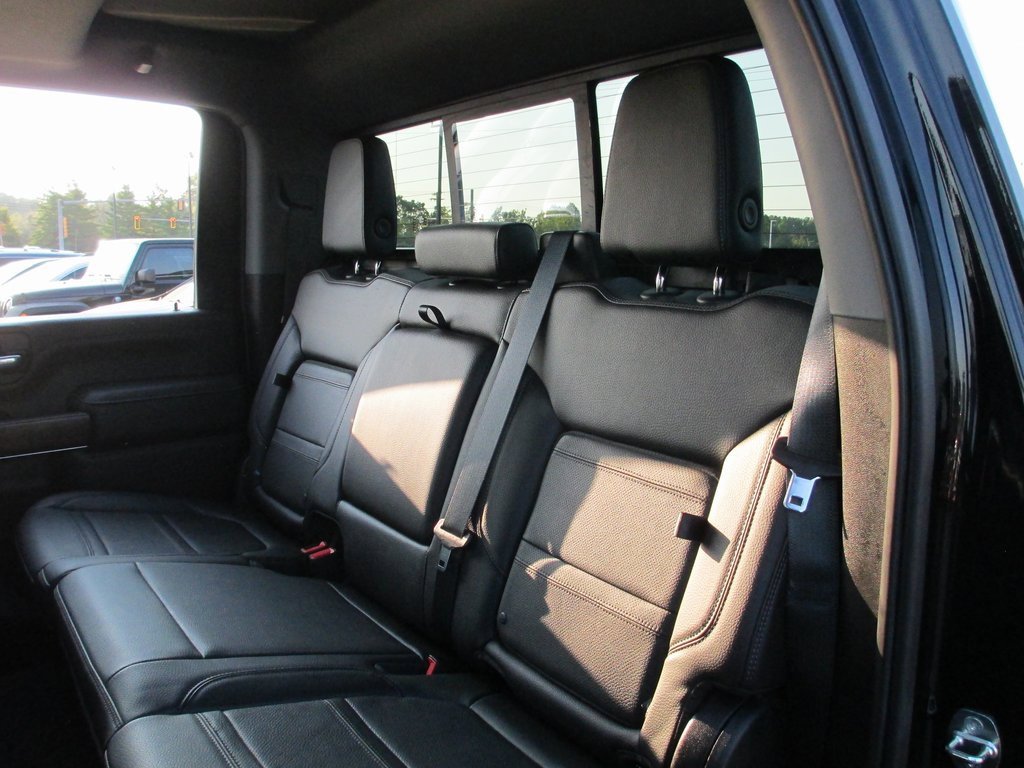 Certified 2022 GMC Sierra 3500 Denali image 23