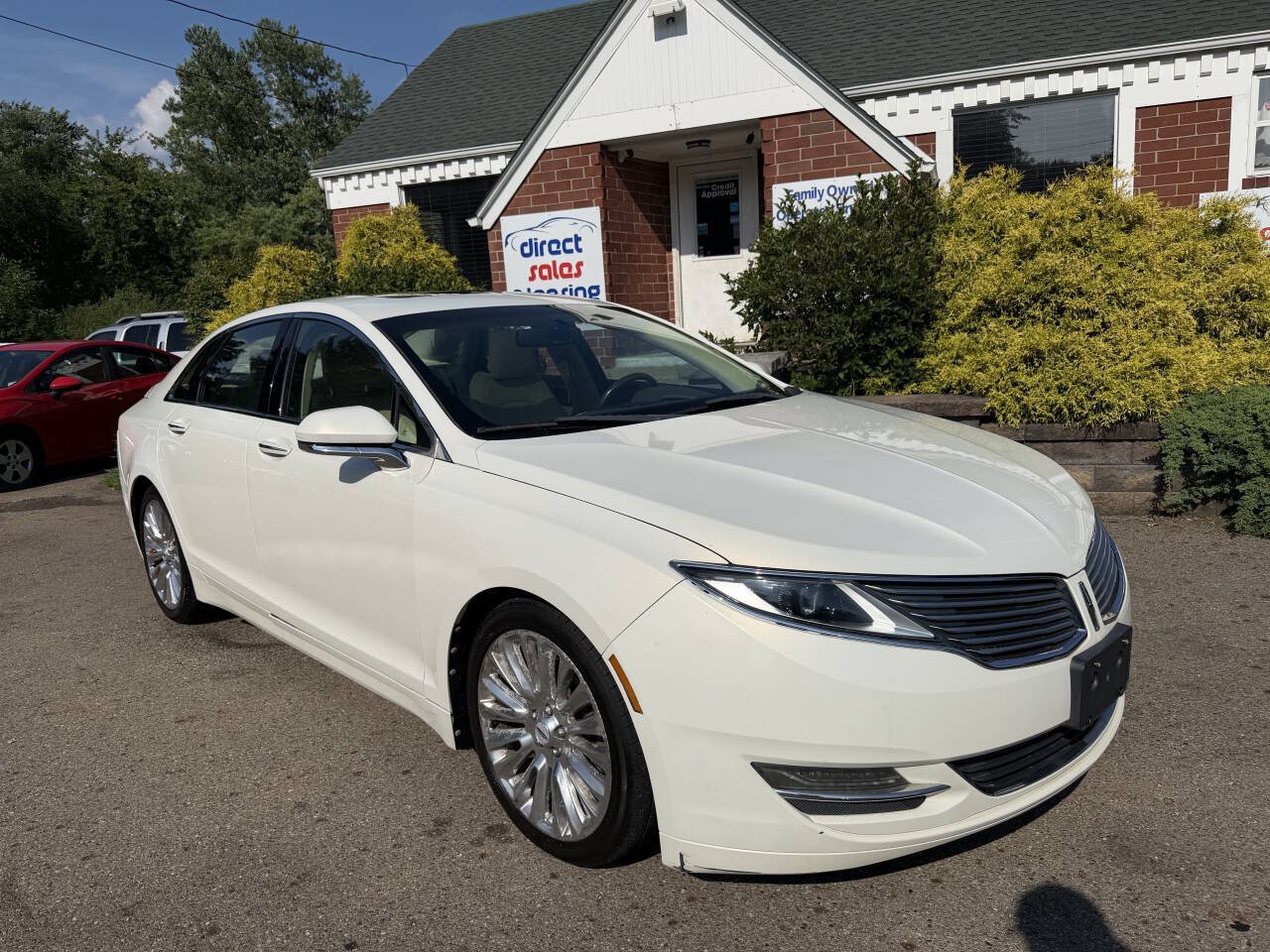 Used 2013 Lincoln MKZ AWD image 6