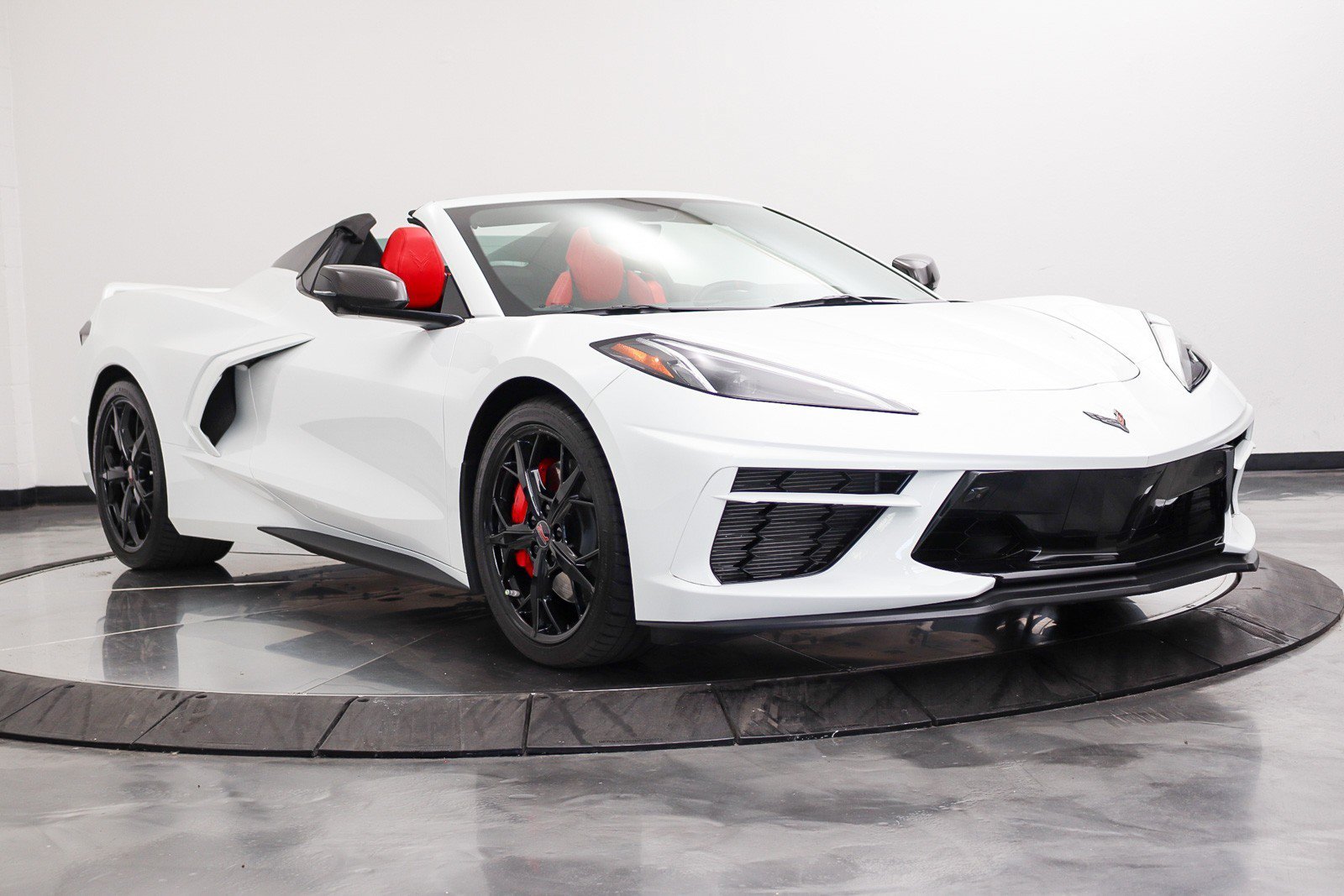 Used 2021 Chevrolet Corvette Stingray Premium Conv w/ Z51 Performance Package RWD image 23