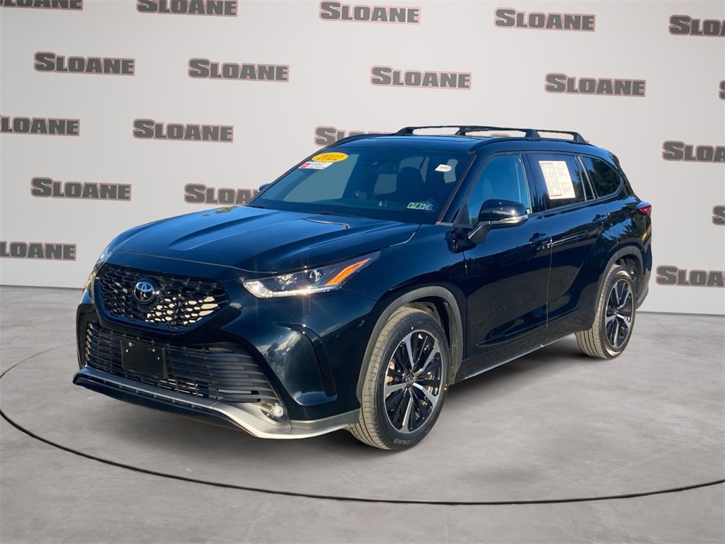 Certified 2022 Toyota Highlander XSE
