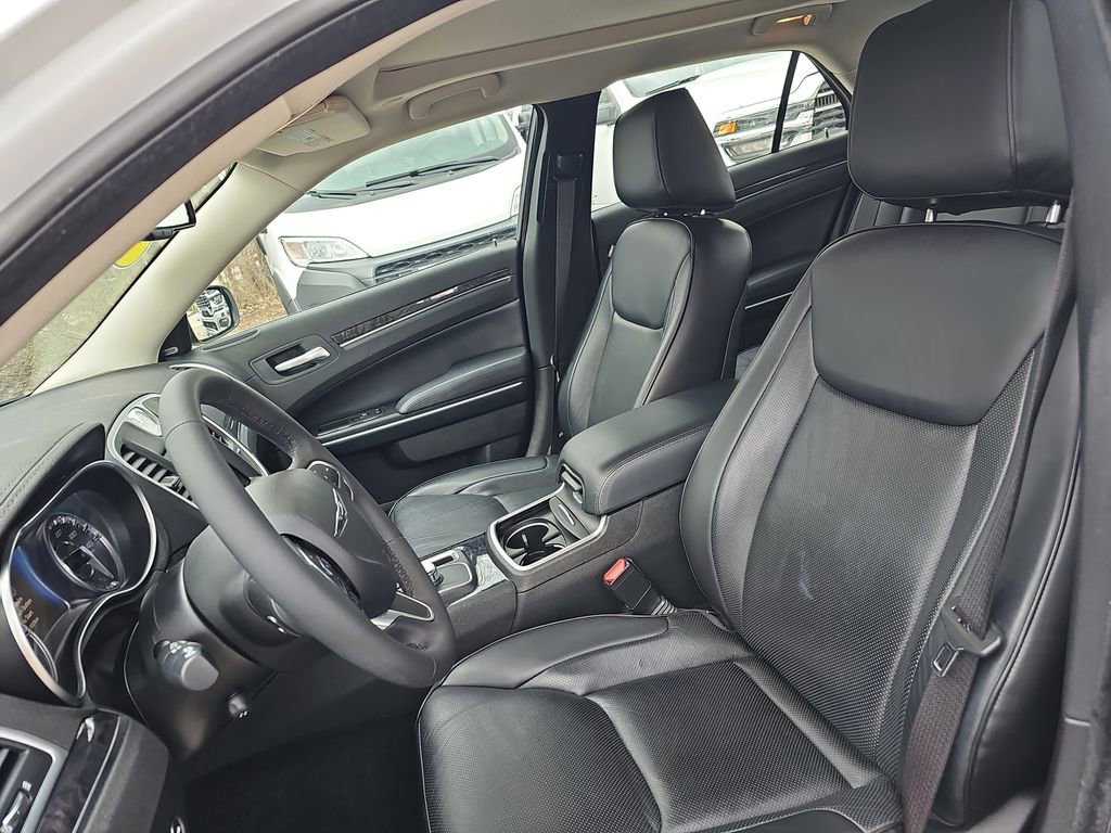Used 2023 Chrysler 300 Touring L w/ Popular Equipment Group image 14