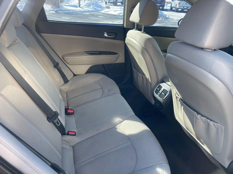Used 2016 Kia Optima LX w/ Technology Package image 9