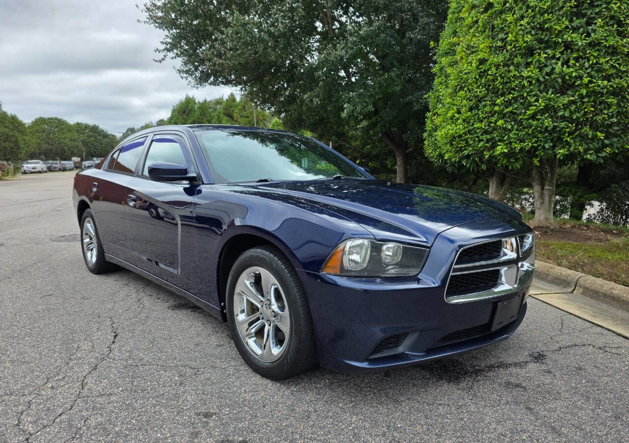 Used 2014 Dodge Charger SE w/ Sport Appearance Group image 7