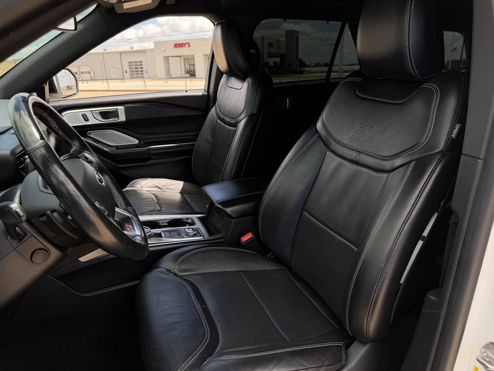 Used 2020 Ford Explorer ST w/ ST Street Pack AWD/4WD image 26