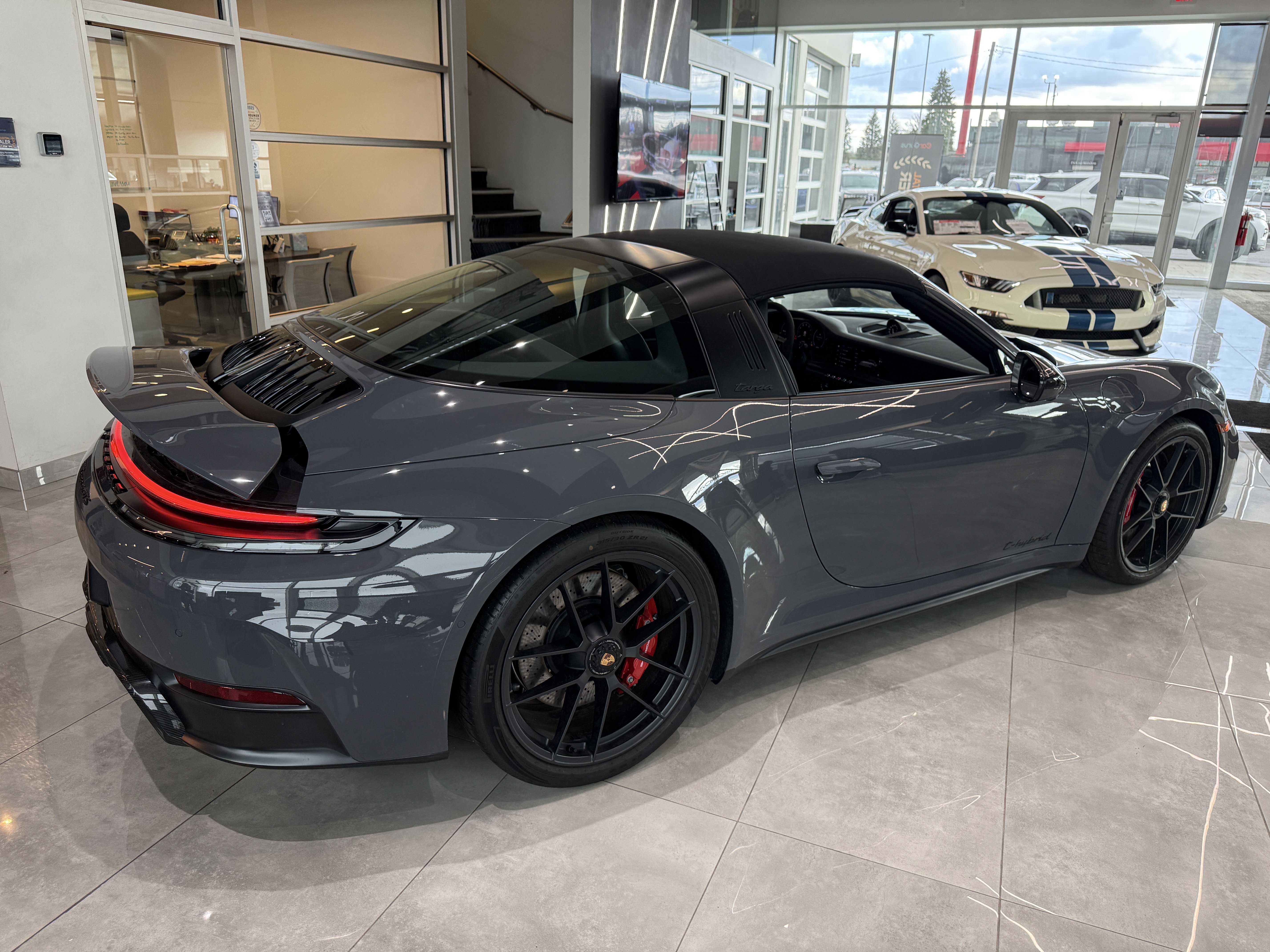 Used 2026 Porsche 911 Targa 4 GTS image 40