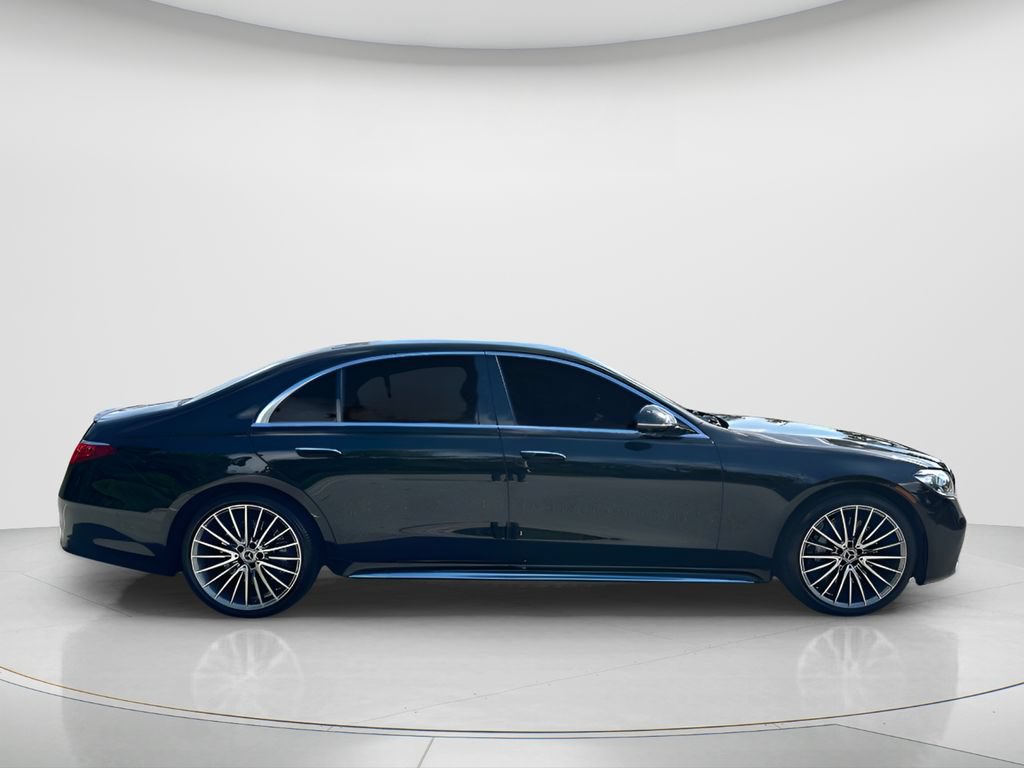 Used 2024 Mercedes-Benz S 580 4MATIC Sedan image 4