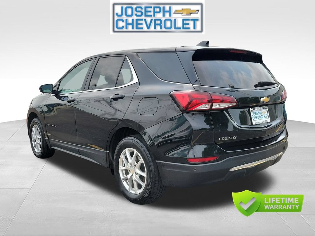 Used 2024 Chevrolet Equinox LT AWD/4WD image 3