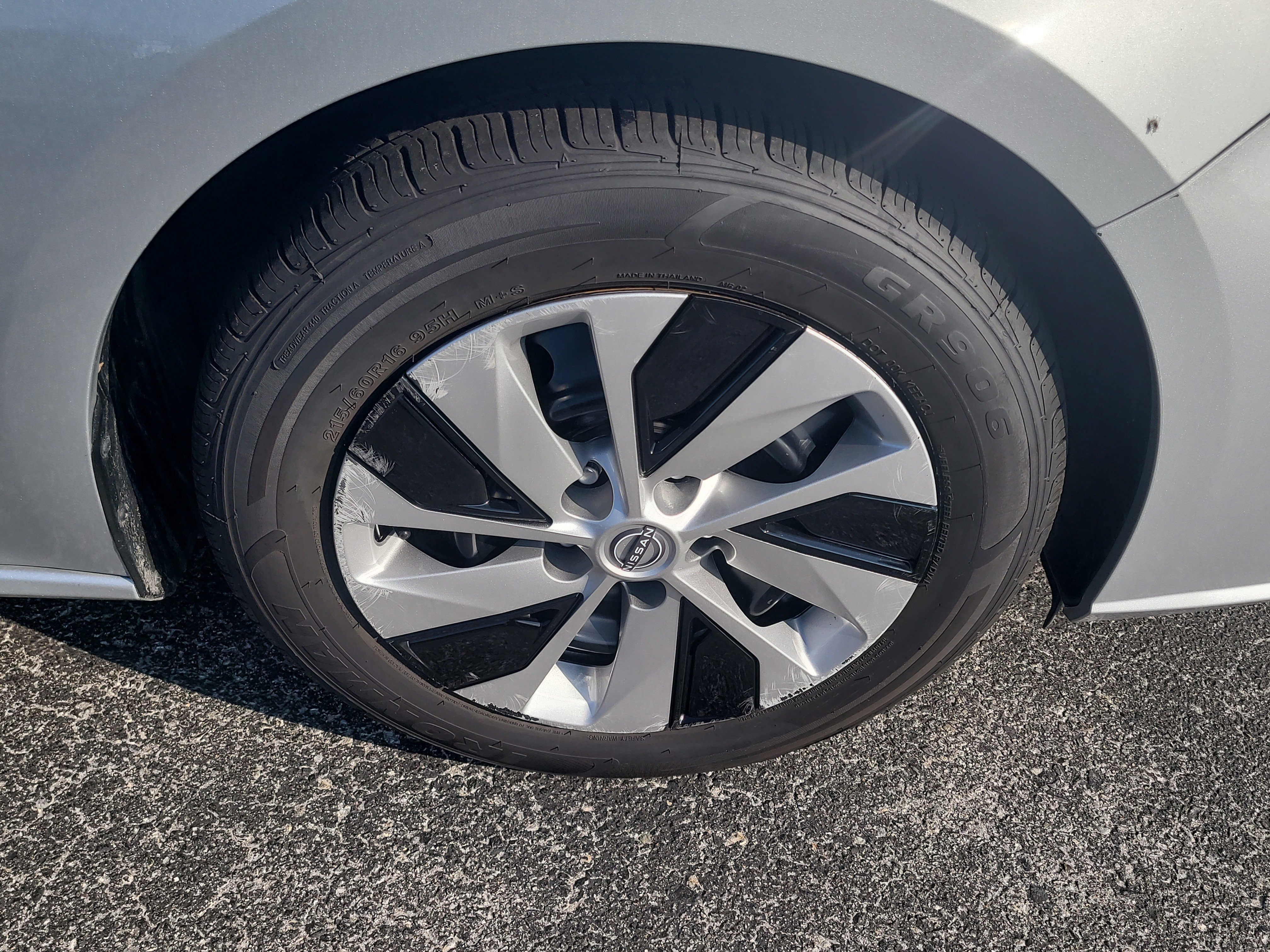 Used 2024 Nissan Altima 2.5 S image 10