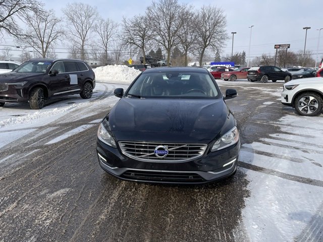Used 2016 Volvo S60 T5 w/ Climate Package image 2