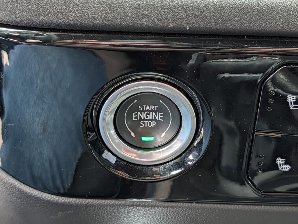 Used 2023 Chevrolet Silverado 1500 RST w/ Z71 Off-Road Package image 18