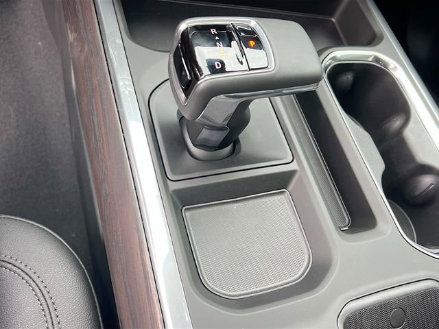 New 2026 GMC Sierra 1500 SLT RWD image 12