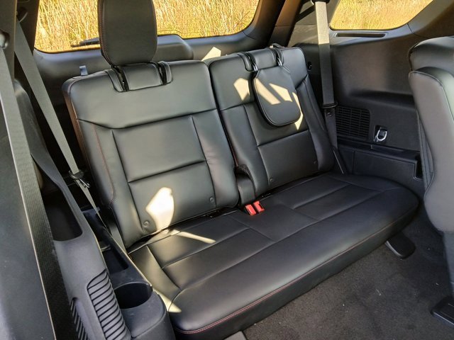 New 2025 Ford Explorer ST-Line w/ Premium Package image 32