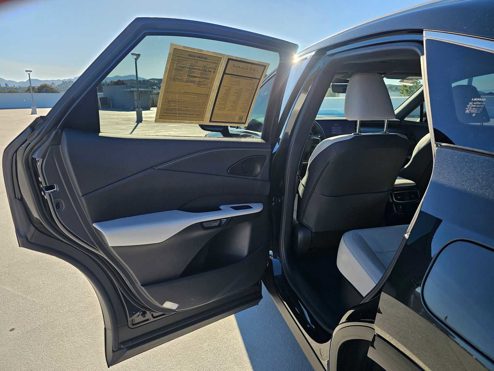 Certified 2024 Lexus RX 350 Premium w/ Accessory Package (Z1) image 15