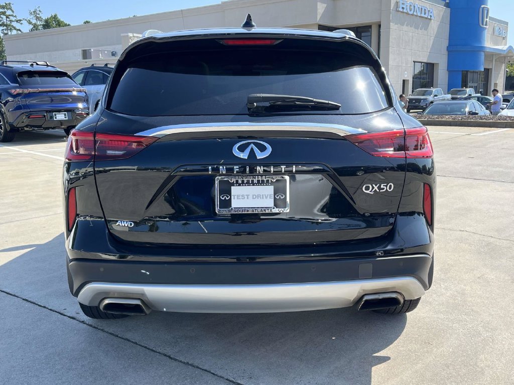 Used 2024 INFINITI QX50 Sensory AWD/4WD image 4