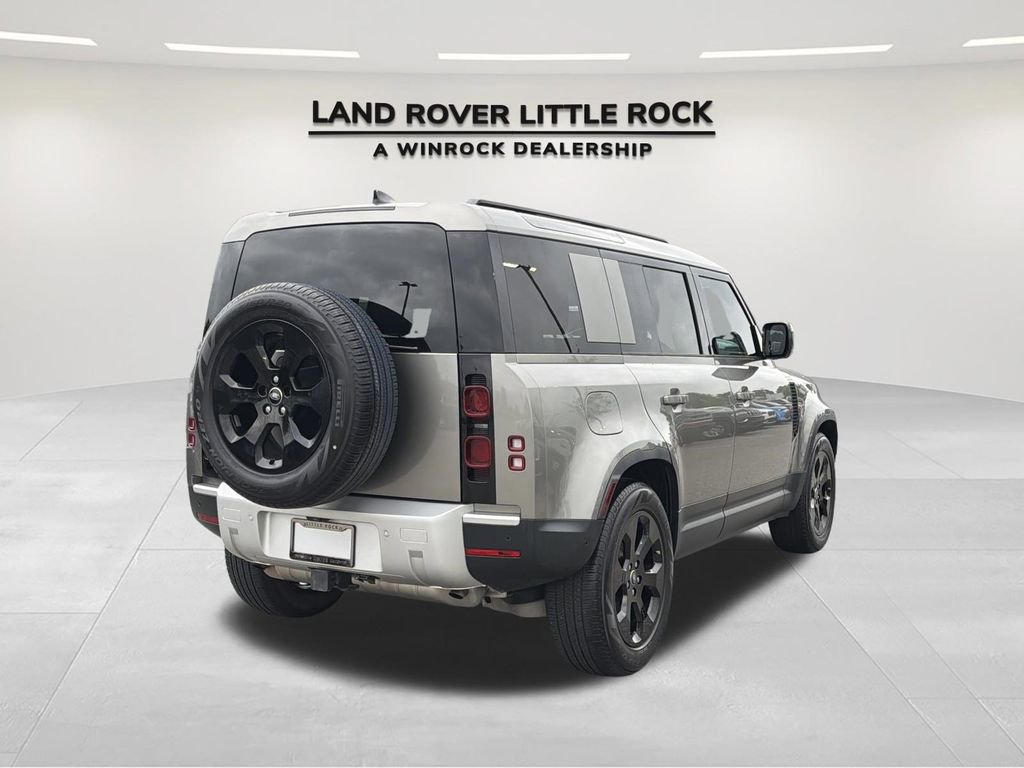 Used 2025 Land Rover Defender 110 S AWD/4WD image 2