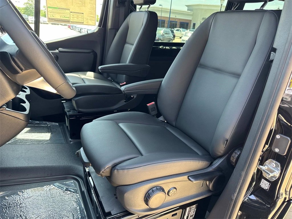 New 2025 Mercedes-Benz Sprinter 2500 image 27