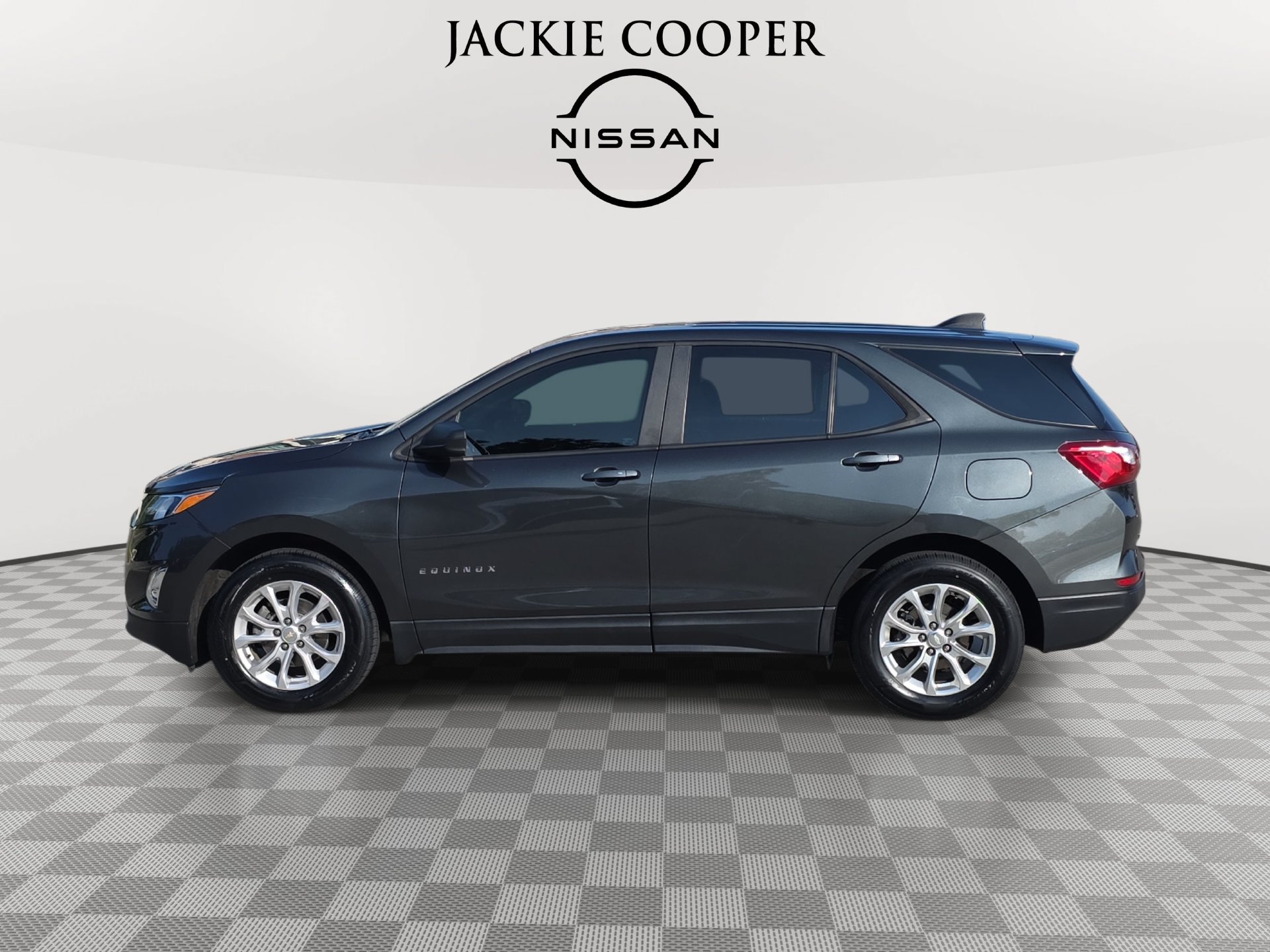 Used 2020 Chevrolet Equinox LS w/ LS Convenience Package FWD image 8