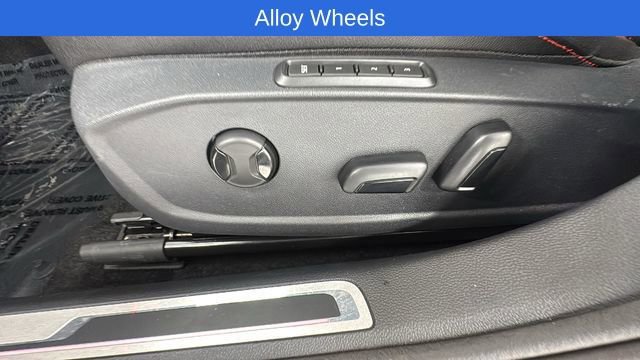 Used 2025 Volkswagen Jetta GLI Autobahn image 11