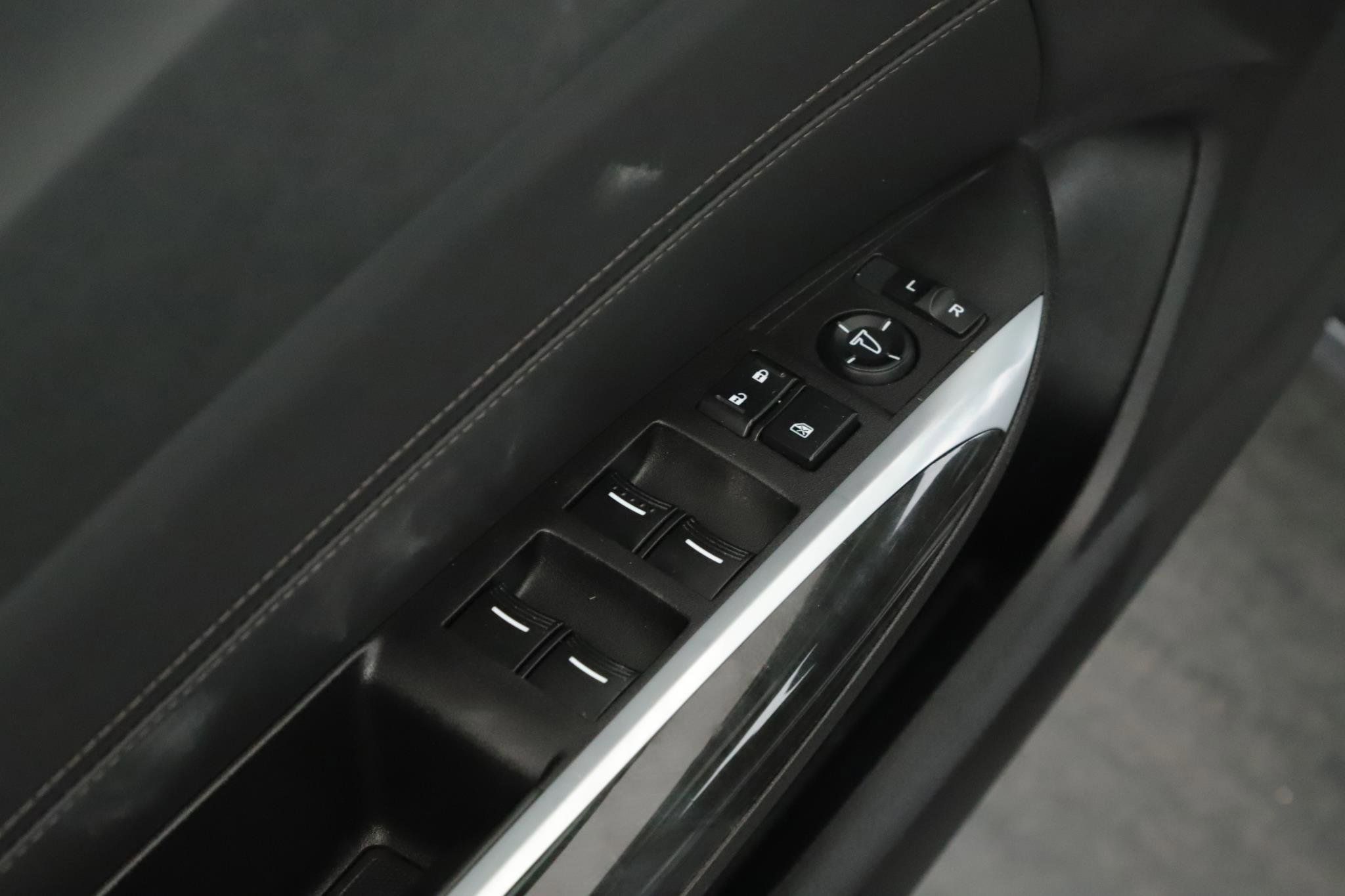 Used 2020 Acura TLX w/ Technology Package FWD image 7