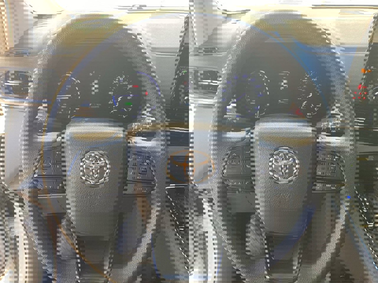 Used 2023 Toyota Sienna LE image 20