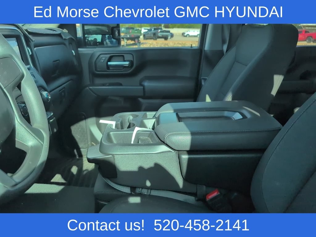 Used 2025 Chevrolet Silverado 2500 Custom w/ Custom Value Package AWD/4WD image 9