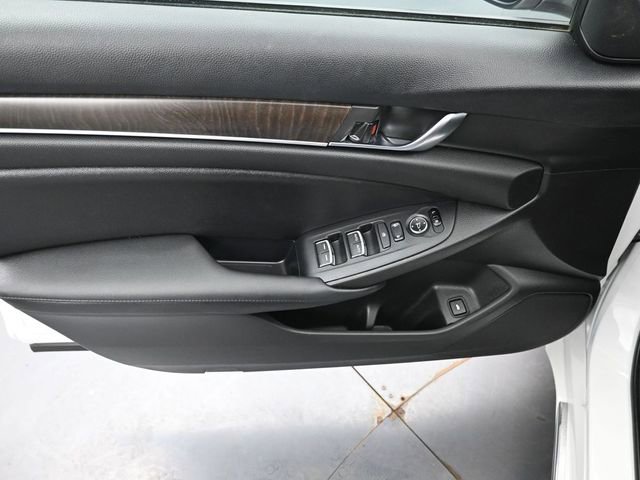 Used 2019 Honda Accord EX image 26