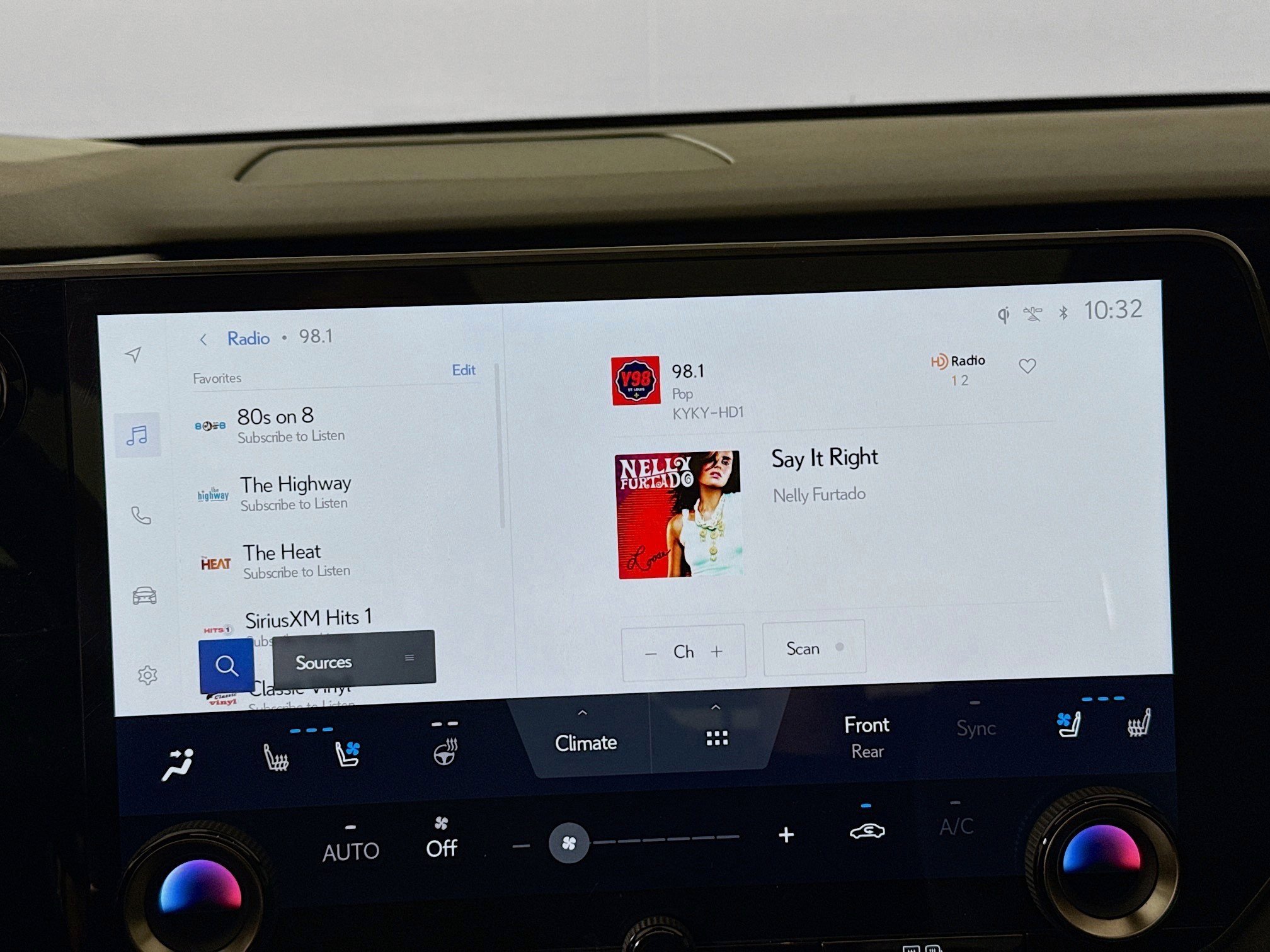 Certified 2023 Lexus RX 350 AWD w/ Cold Area Package image 15