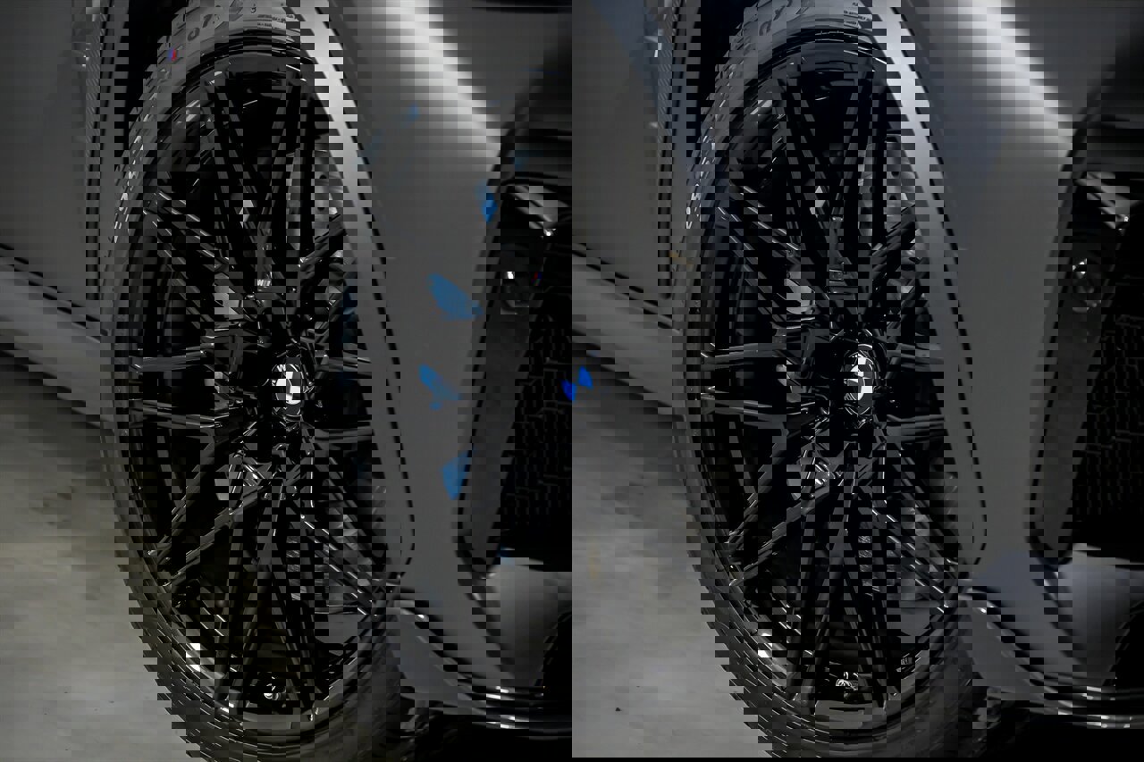 Used 2020 BMW X5 M Competition w/ Executive Package image 4