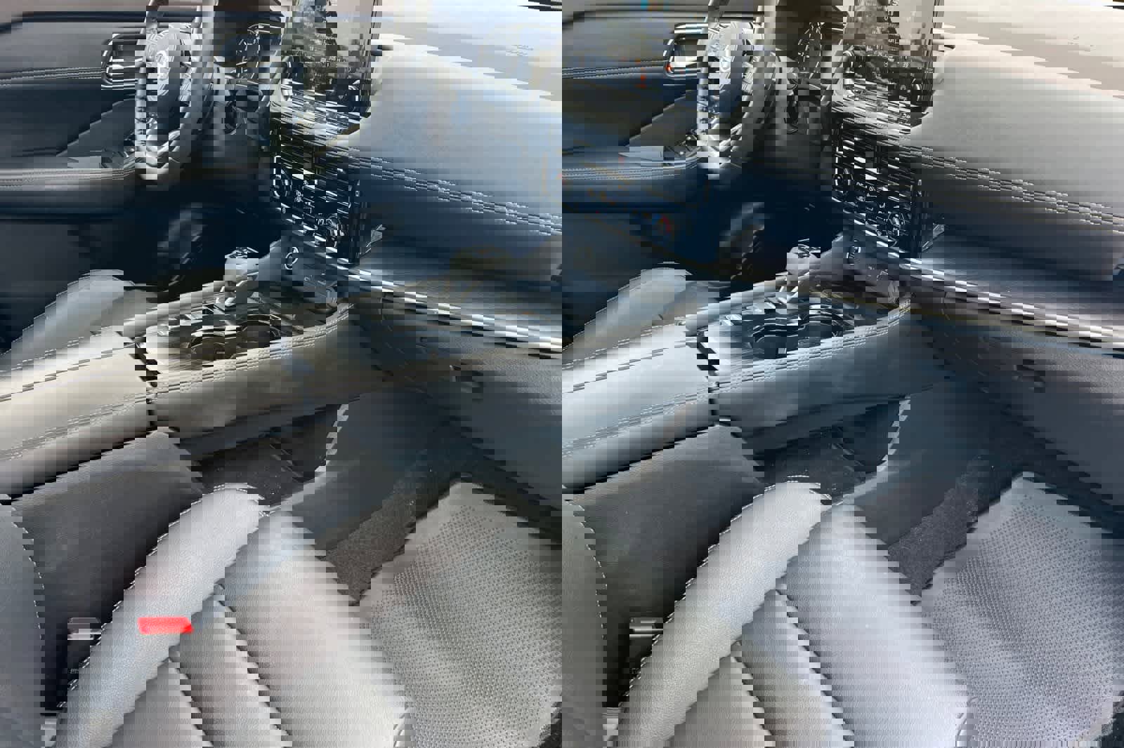 Used 2021 Nissan Rogue SL w/ Premium Package image 17