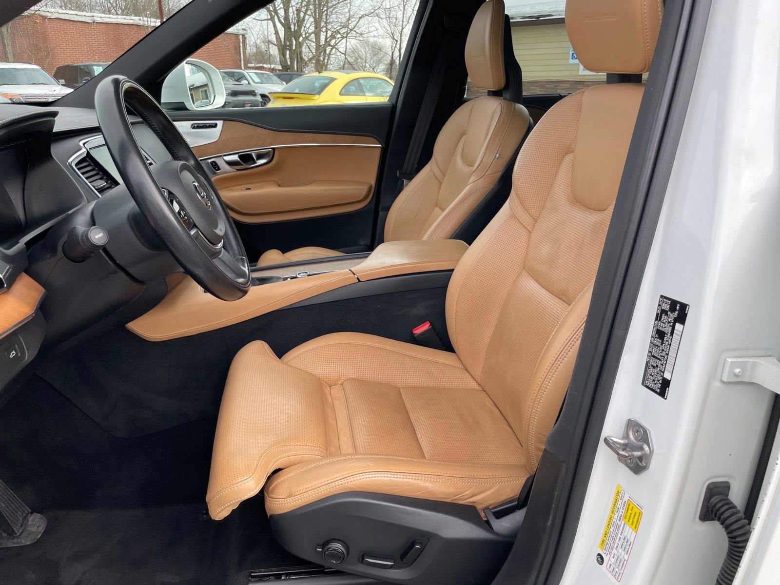 Used 2018 Volvo XC90 T6 Inscription w/ Convenience Package image 26