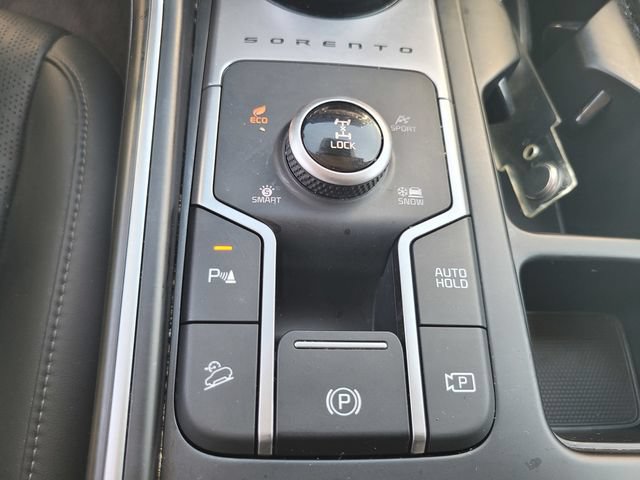 Used 2023 Kia Sorento EX AWD/4WD image 25