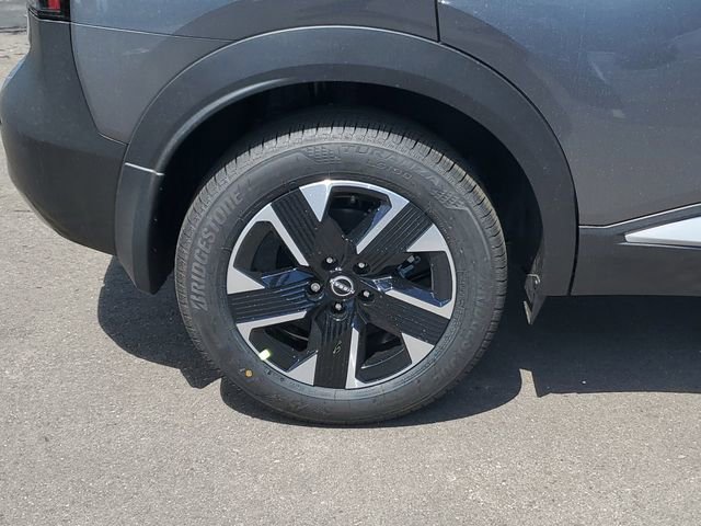 New 2026 Nissan Kicks SV w/ Cold Weather Package AWD/4WD image 10