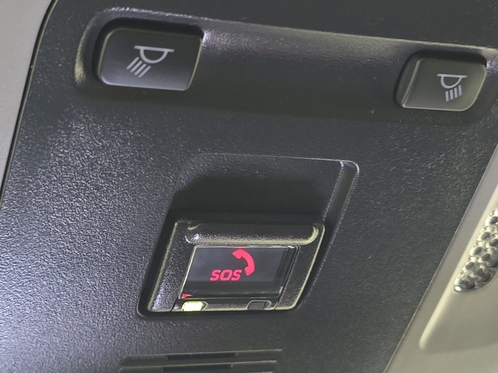 Used 2024 Toyota Camry SE image 31