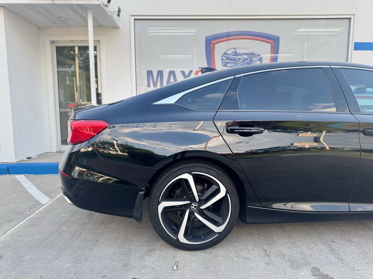 Used 2020 Honda Accord Sport image 23