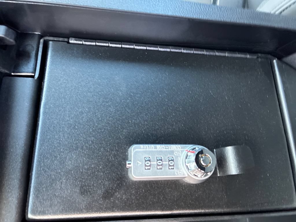 New 2026 Toyota Tundra Limited AWD/4WD image 44